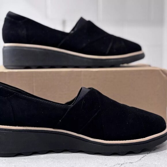 NEW: Clarks Womens Suede Slip-Ons Loafer (Sharon Form) Black - Size 10W - Picture 2 of 6